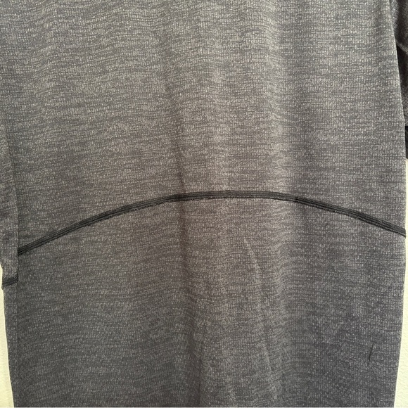 Teen/men's gray Columbia athletic shirt size XS - Picture 6 of 7